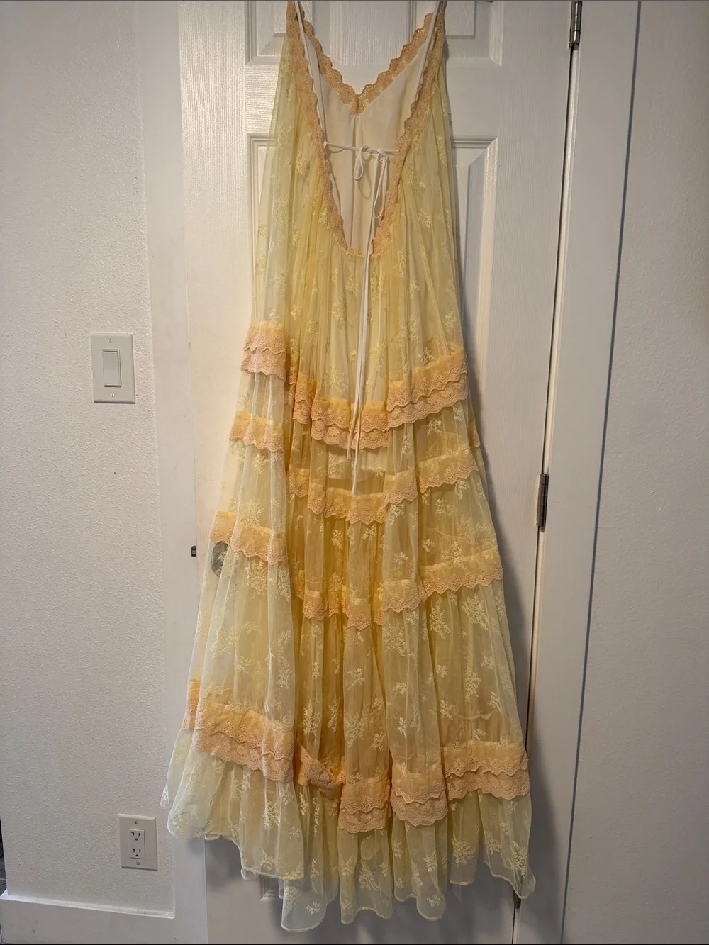 Tularosa Cream Lace-Trim Slip Dress - Picture 5 of 7